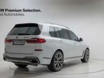 2022 BMW X7 с пробегом 82 643 км