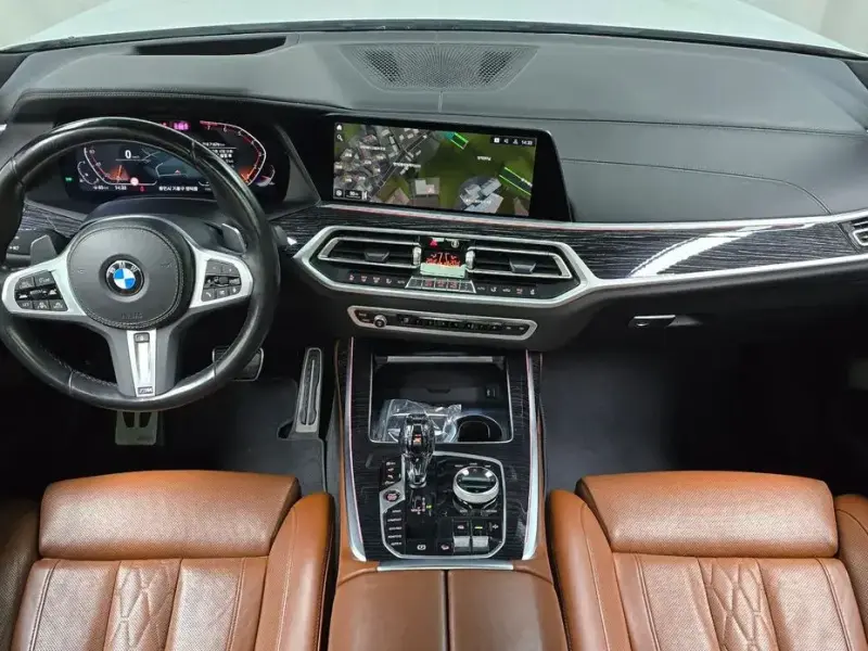 2022 BMW X7 с пробегом 71 678 км