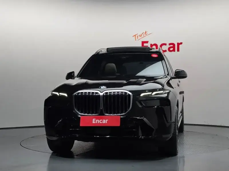 2023 BMW X7 с пробегом 59 227 км