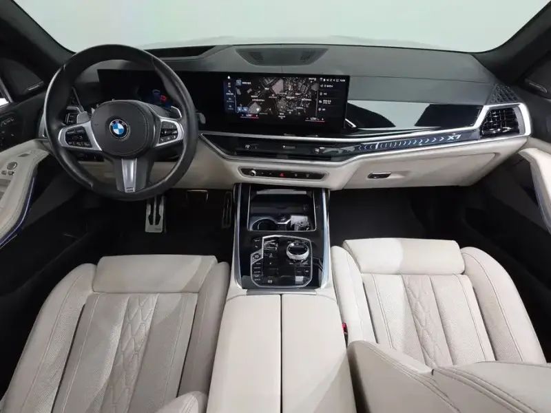 2023 BMW X7 с пробегом 59 227 км