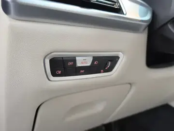 2023 BMW X7 с пробегом 59 227 км