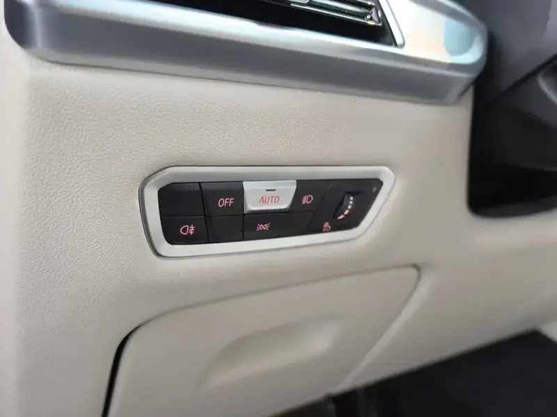 2023 BMW X7 с пробегом 59 227 км