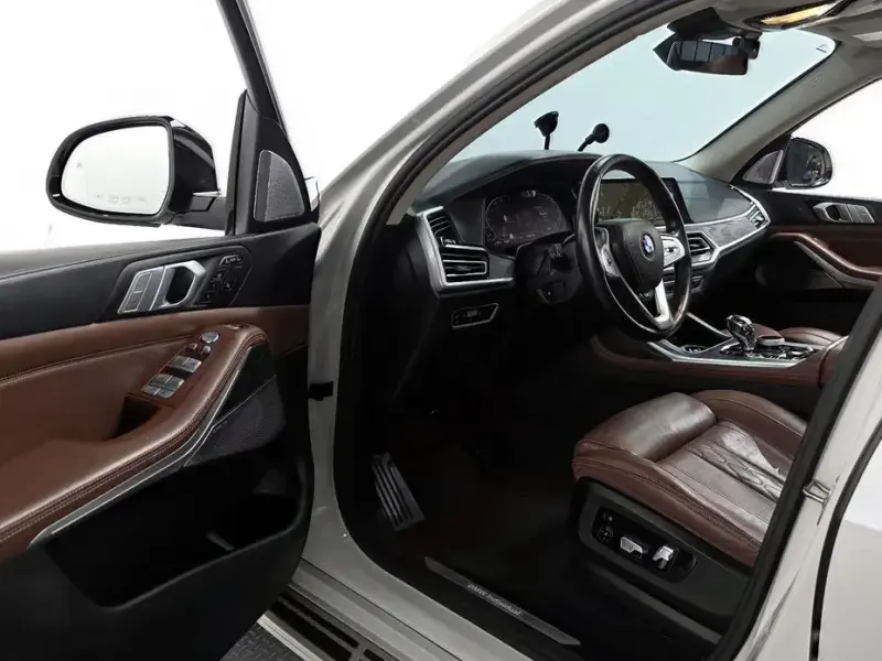 2021 BMW X7 с пробегом 60 518 км