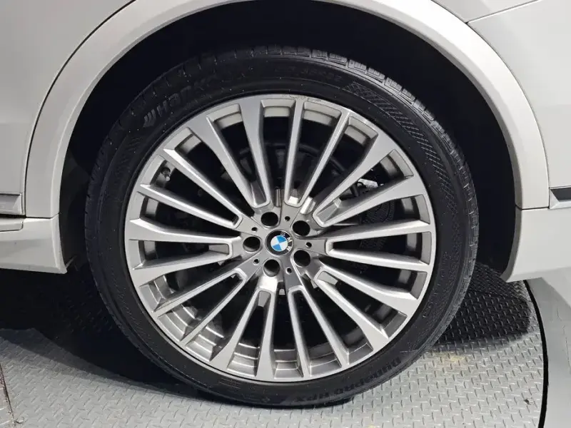 2022 BMW X7 с пробегом 113 857 км