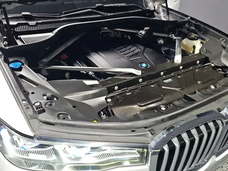 2022 BMW X7 с пробегом 113 857 км