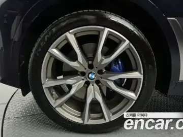 2021 BMW X7 с пробегом 137 571 км