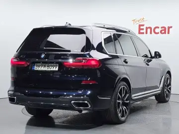 2021 BMW X7 с пробегом 124 001 км