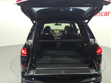 2021 BMW X7 с пробегом 124 001 км