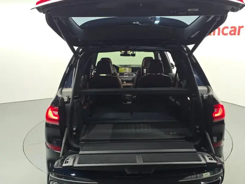2021 BMW X7 с пробегом 124 001 км