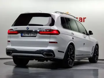 2022 BMW X7 с пробегом 53 441 км