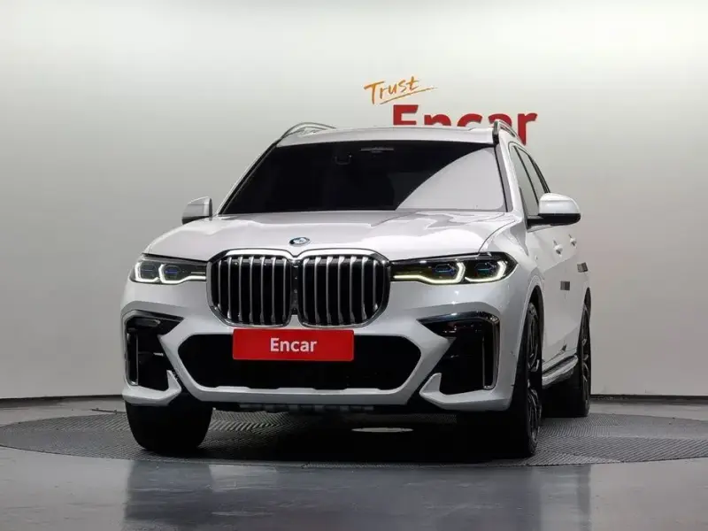 2022 BMW X7 с пробегом 53 441 км