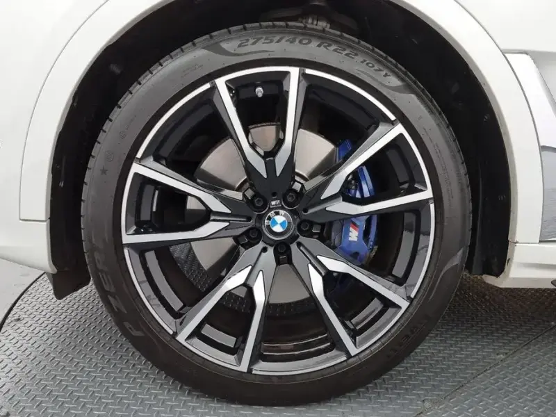 2022 BMW X7 с пробегом 53 441 км