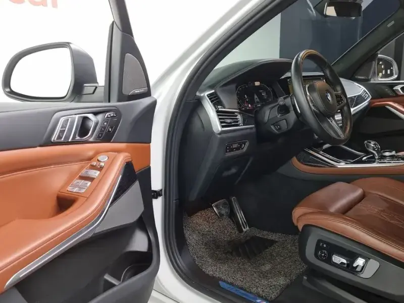 2022 BMW X7 с пробегом 53 441 км
