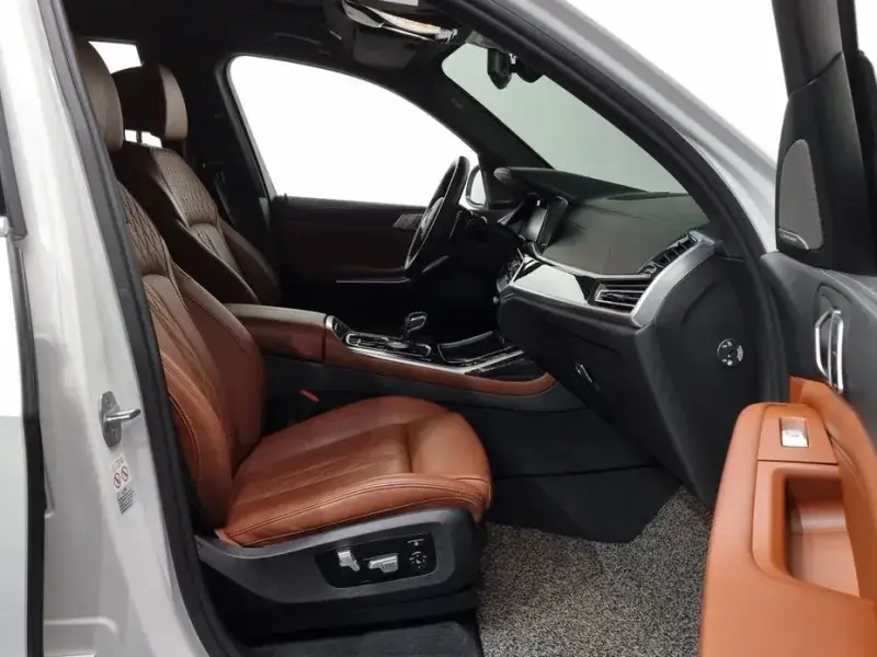 2022 BMW X7 с пробегом 53 441 км