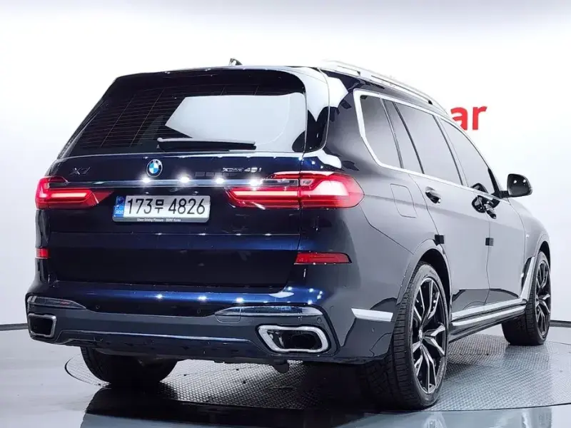 2022 BMW X7 с пробегом 72 361 км