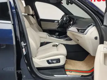 2022 BMW X7 с пробегом 72 361 км