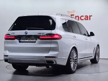 2021 BMW X7 с пробегом 39 595 км