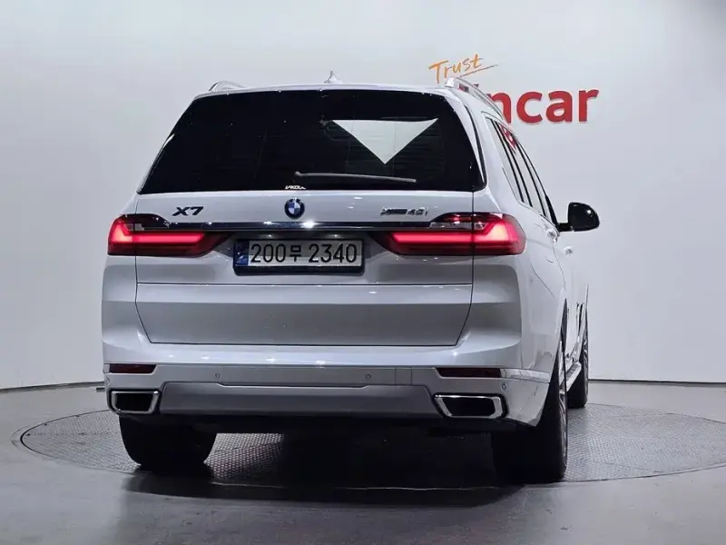 2021 BMW X7 с пробегом 39 595 км