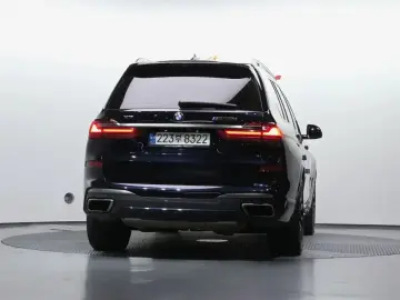 2021 BMW X7 с пробегом 127 622 км