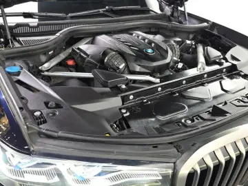 2021 BMW X7 с пробегом 127 622 км