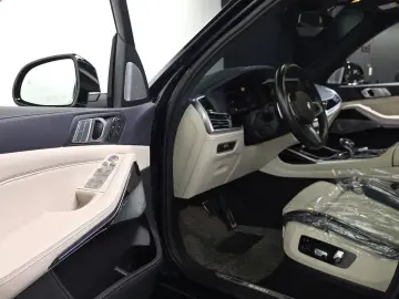 2021 BMW X7 с пробегом 127 622 км