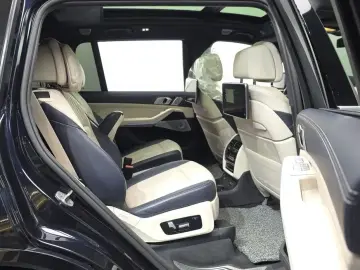 2021 BMW X7 с пробегом 127 622 км