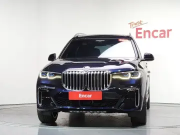 2022 BMW X7 с пробегом 30 083 км