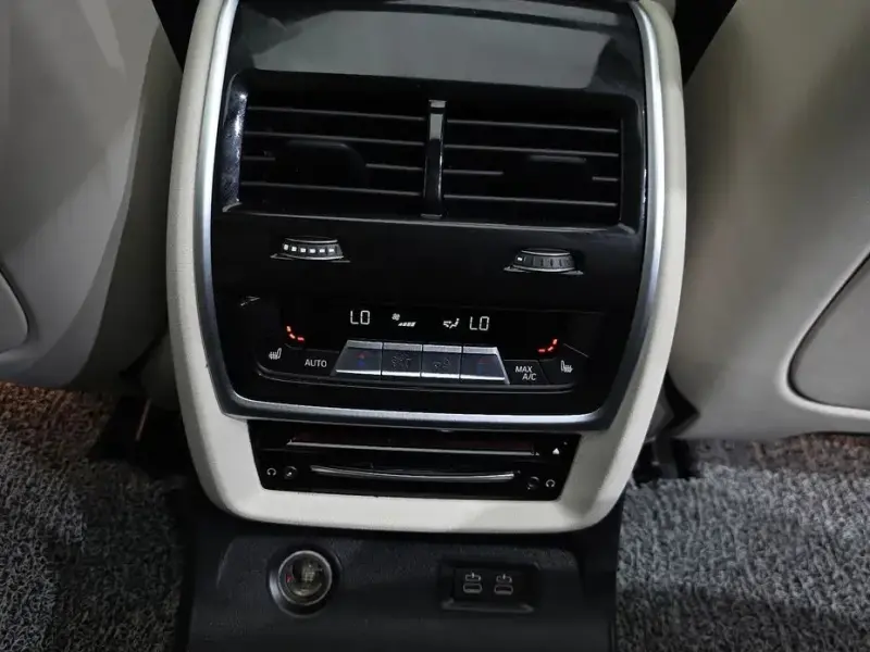 2021 BMW X7 с пробегом 127 622 км