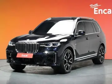2022 BMW X7 с пробегом 31 333 км