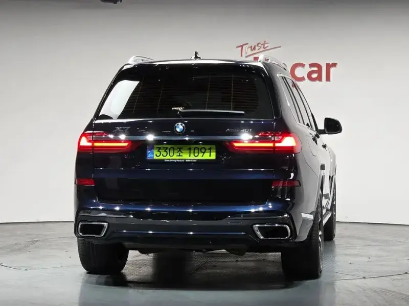 2022 BMW X7 с пробегом 31 333 км