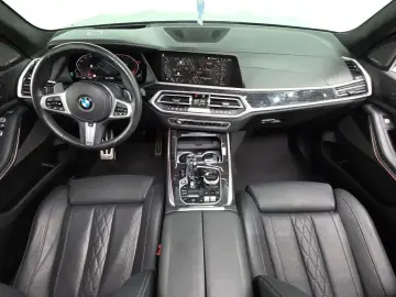 2021 BMW X7 с пробегом 72 837 км