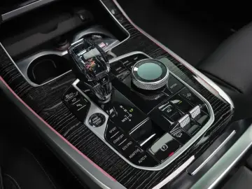2021 BMW X7 с пробегом 72 837 км