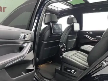 2021 BMW X7 с пробегом 72 837 км
