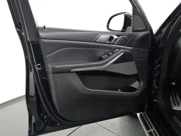 2021 BMW X7 с пробегом 72 837 км