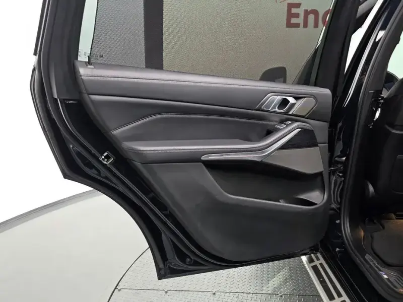 2021 BMW X7 с пробегом 72 837 км