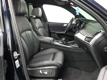 2021 BMW X7 с пробегом 72 837 км