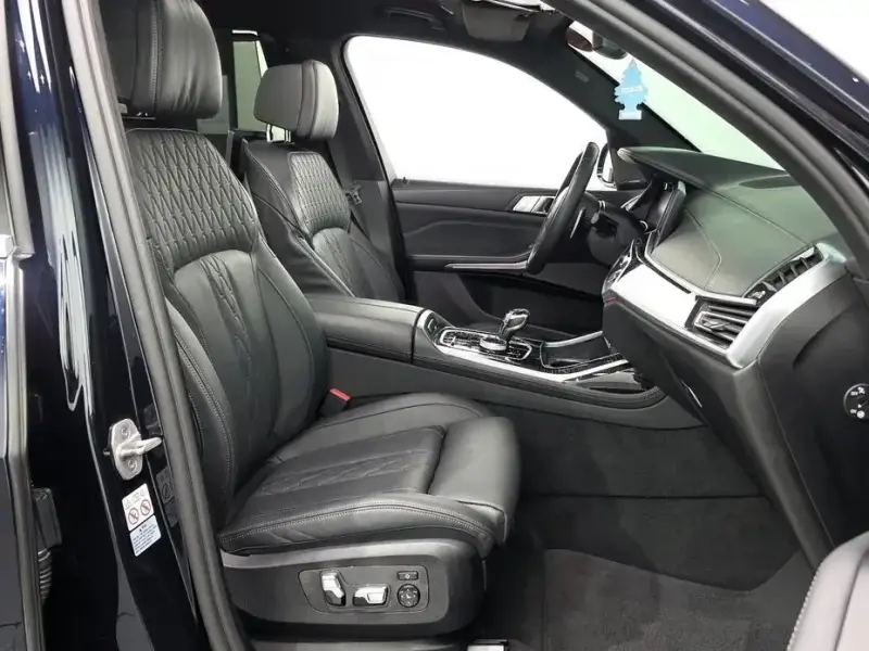 2021 BMW X7 с пробегом 72 837 км