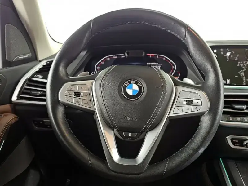 2022 BMW X7 с пробегом 108 078 км