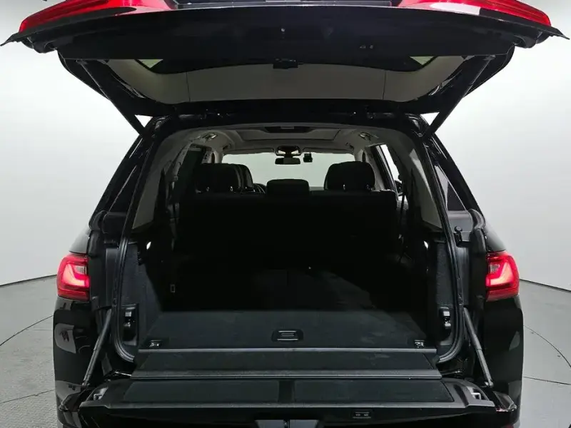 2022 BMW X7 с пробегом 108 078 км