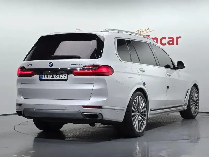 2022 BMW X7 с пробегом 88 797 км