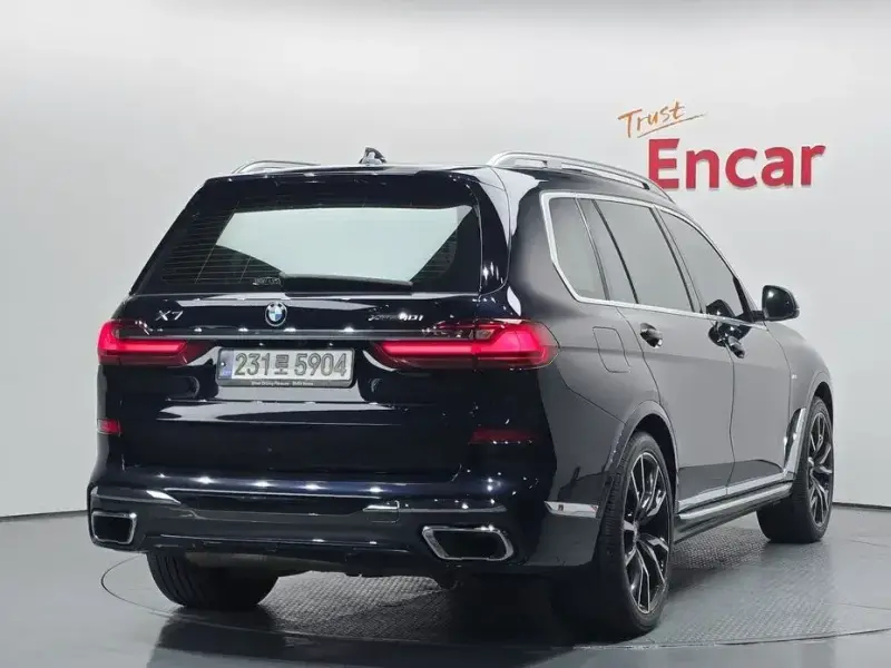 2021 BMW X7 с пробегом 66 040 км