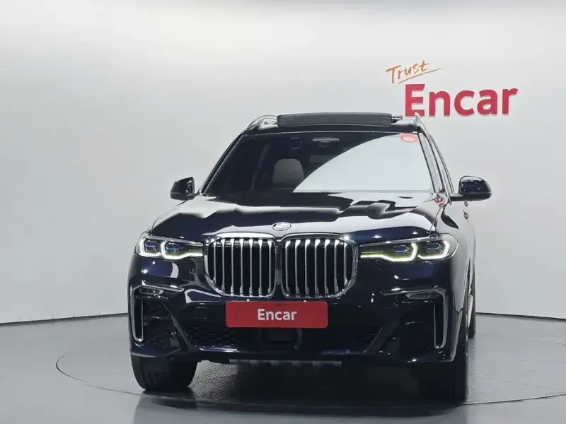 2021 BMW X7 с пробегом 66 040 км