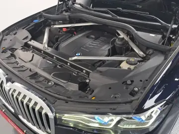 2021 BMW X7 с пробегом 66 040 км