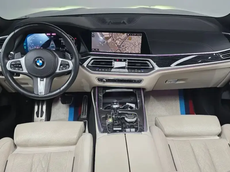 2021 BMW X7 с пробегом 66 040 км