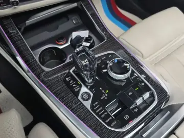 2021 BMW X7 с пробегом 66 040 км