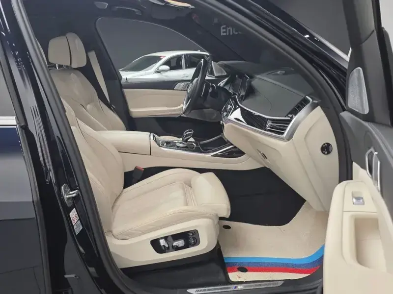 2021 BMW X7 с пробегом 66 040 км