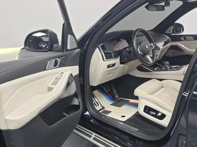 2021 BMW X7 с пробегом 66 040 км