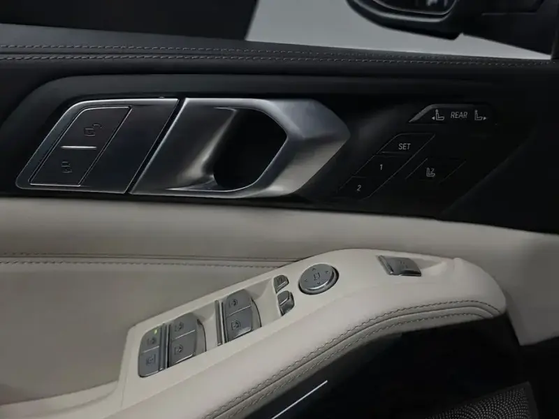 2021 BMW X7 с пробегом 66 040 км