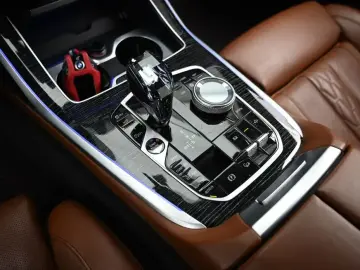2022 BMW X7 с пробегом 67 556 км