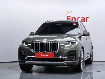 2022 BMW X7 с пробегом 48 681 км